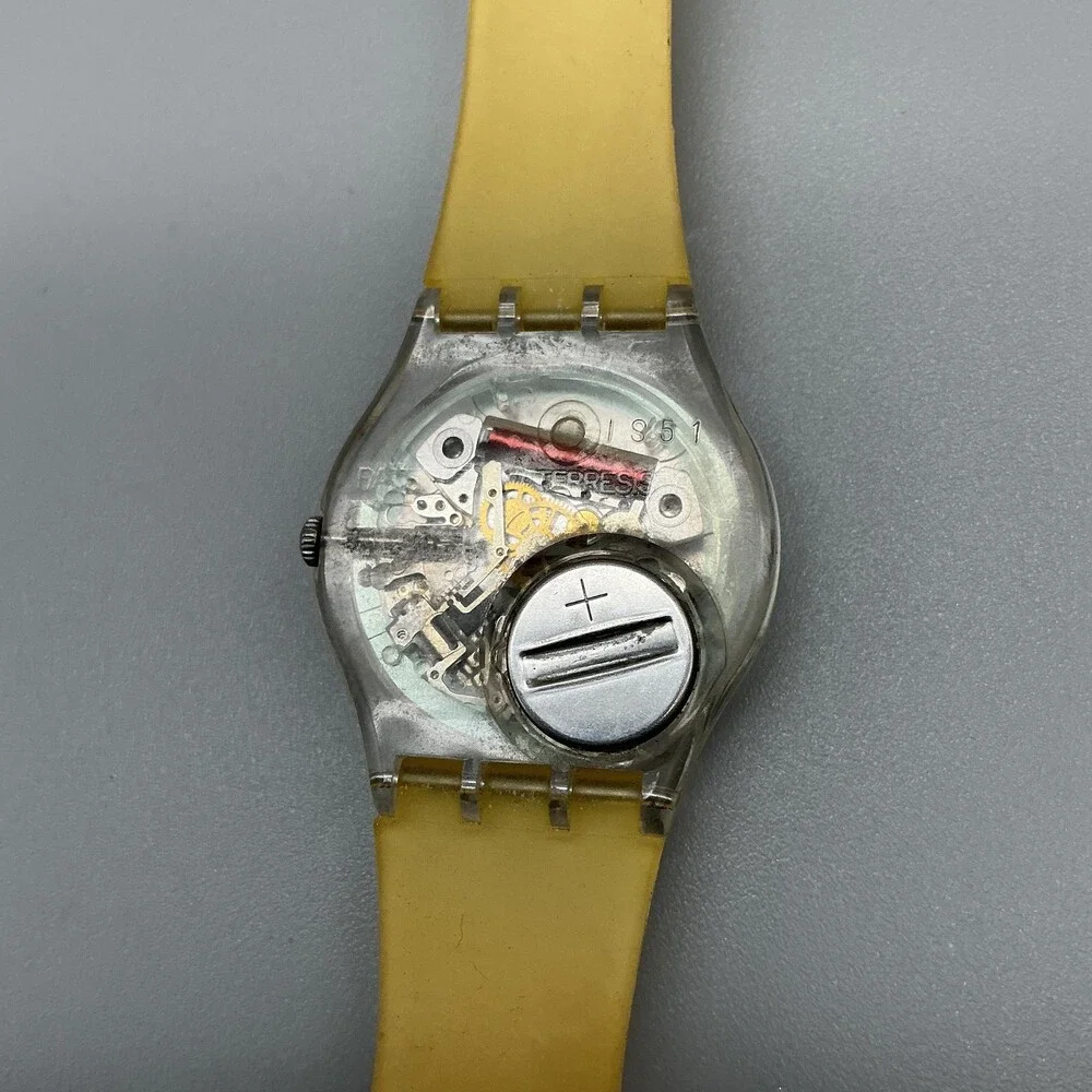 Vintage Swatch Mens Watch 34mm GK733 Case White Day Date New Battery